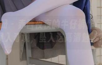 稚乖画册 – 赤西夜夜的牛仔裤作品：这是误入奇境，坠入这高清魅影？