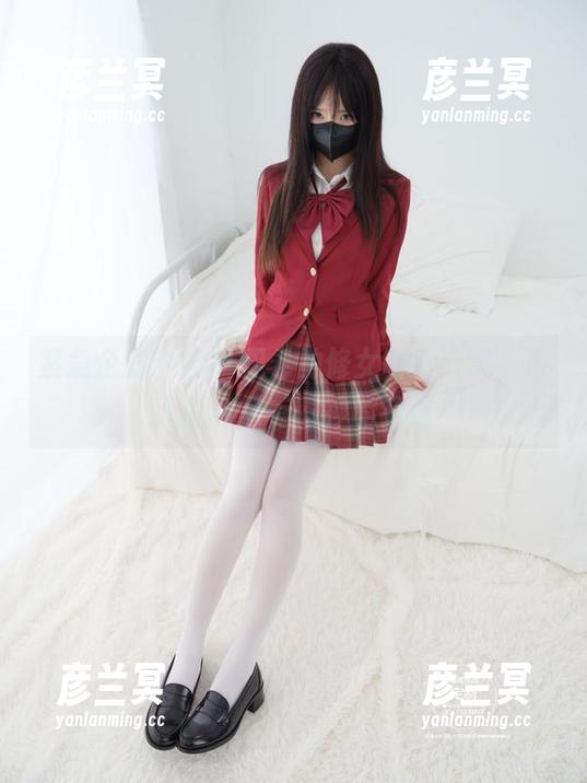紧急企划-见希 紧急企划 - 翻开见希的修女高清合集,没人说话只有眼神的交锋