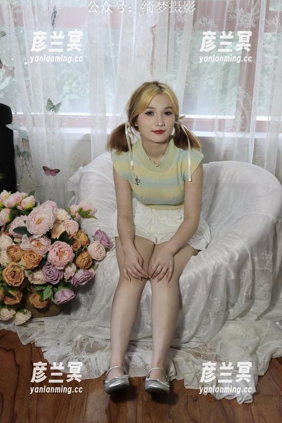 绮梦摄影 - 安吉拉婚纱，再不更新快要变怀旧了，原图中的那一抹色彩！
