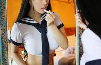 美媛馆 – 海滩的另一面：Vetiver嘉宝贝儿的图包分享，潮流或许就是这么放飞！