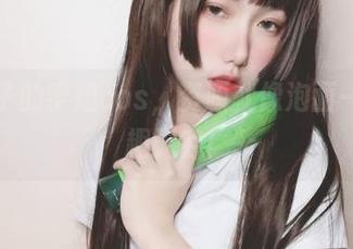 芋圆侑子的学姐cos，资源就像泡面一样，乐趣无穷！