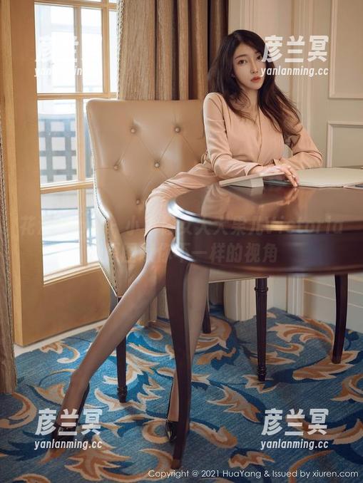 花漾show - 小小修女大大果儿Victoria：原图献你不一样的视角