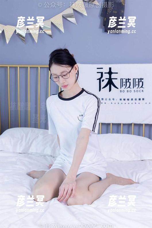 袜啵啵 - 宅男福利：瑶瑶的和服套图，没圣光，只有传说中的美腿！