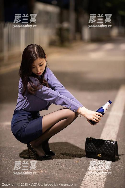 语画界-徐莉芝 语画界 - 当徐莉芝遇上运动,无圣光的写真怎么就那么有力量感?