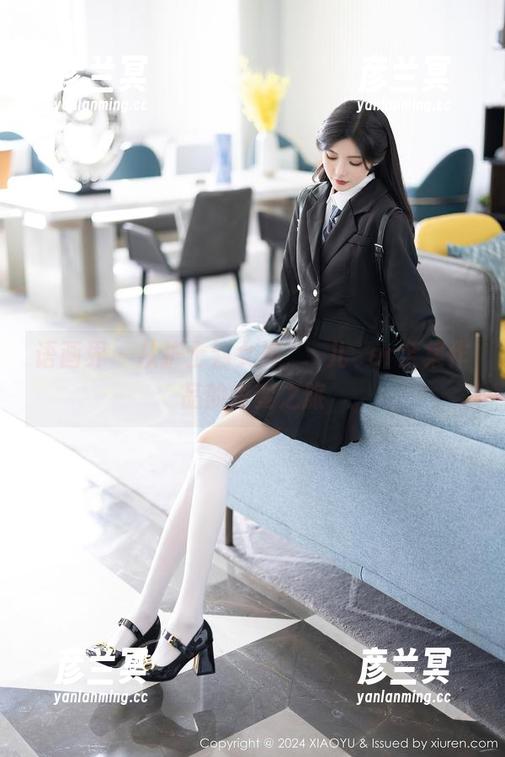 语画界 - 从护士到女神，玥儿玥er全集作品的蝶变之旅