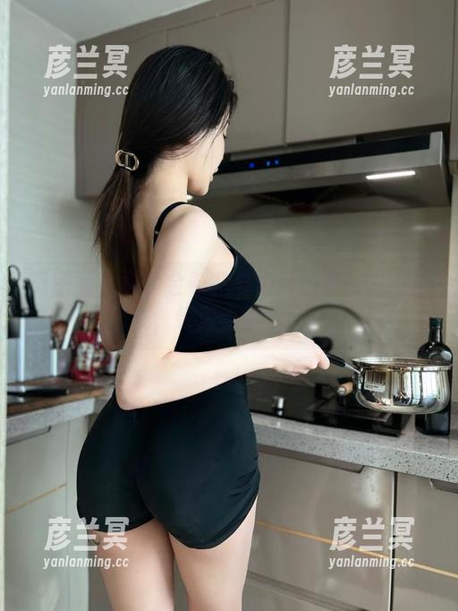 微密圈 - 看！金希儿与渔网的亲密纠缠合集，好像钓到了什么