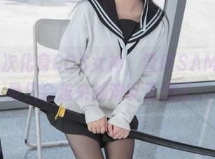 学姐这次化身COS女神，雪琪SAMA真的是只会越来越难以直视了。