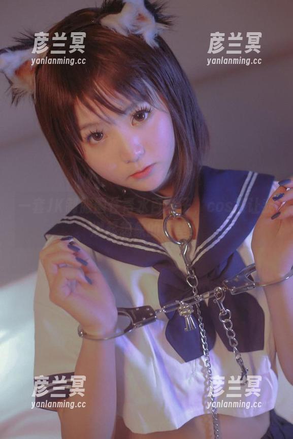 青水百合子 一套JK制服圈住青水百合子,cos得让我燃起想象的欲望!