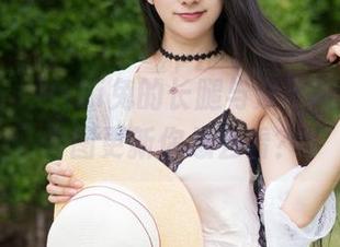 魅妍社 – Miki兔的长腿与众不同，这波套图更新你怎么看？