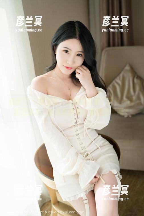 魅妍社 - 职业装？更像是商业广告！一探陈思琪Art的免费图册，真的值得吗？